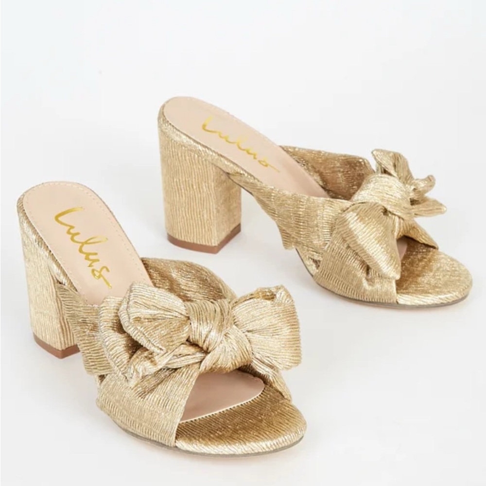 Lulu's Dorothea Gold Knotted High Heel